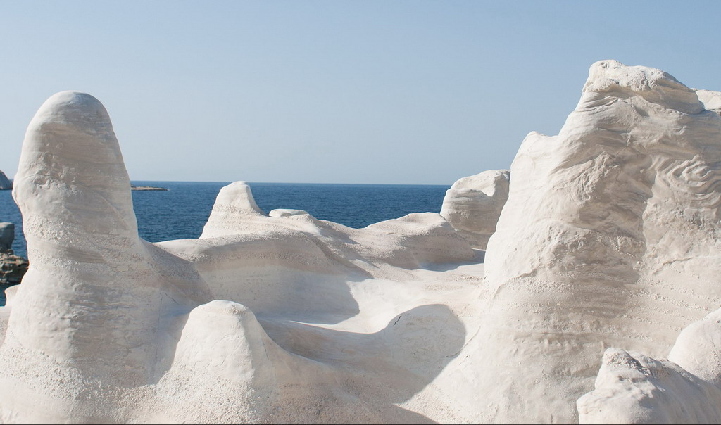  Sarakiniko Milos 